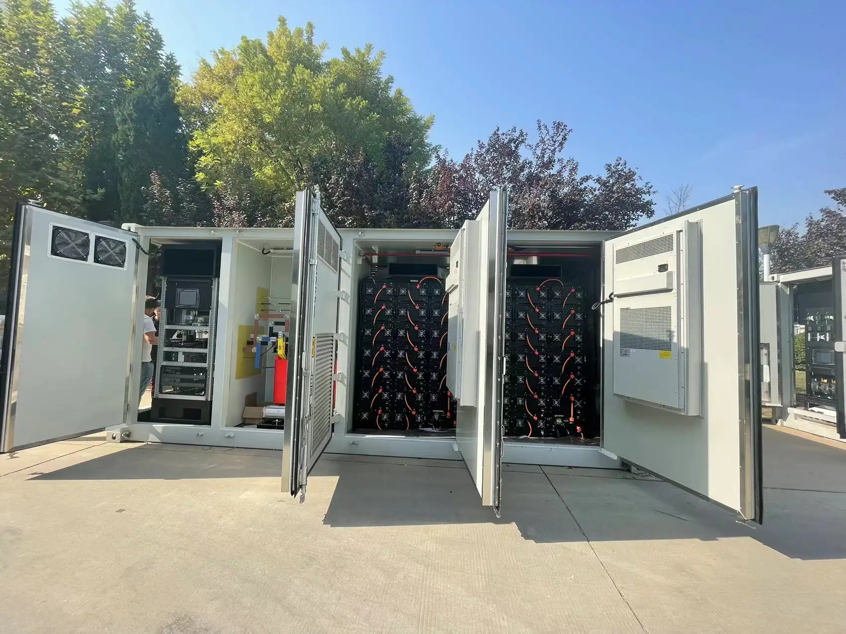 SCU Long Life ESS Lifepo4 Lithium Ion Battery Pack High Voltage Lithium Battery System for UPS and Energy Storage Use