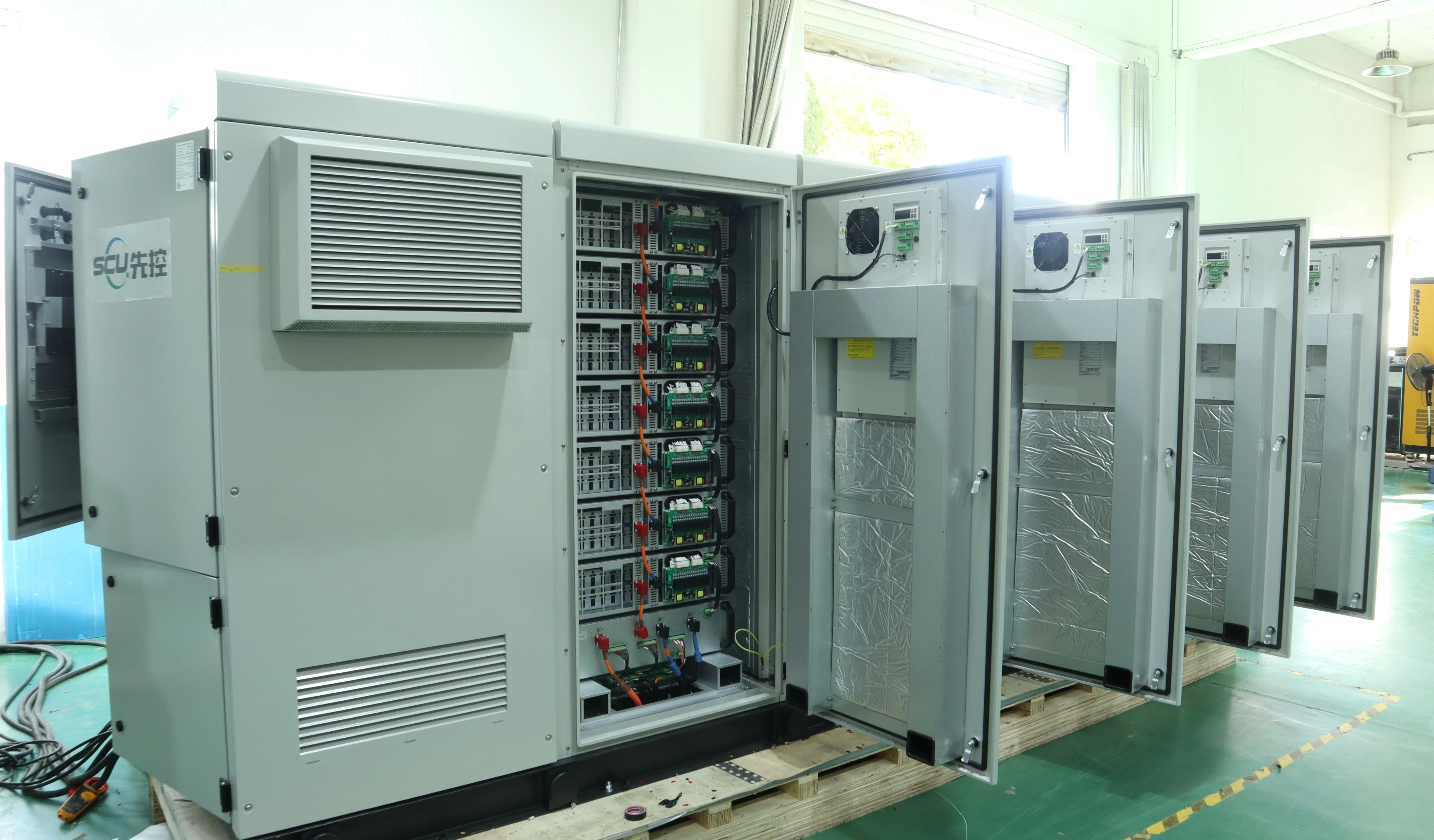 SCU 200kw Power Conversion System PCS and 300kwh Lithium Battery Integrated Battery Energy Storage System BESS