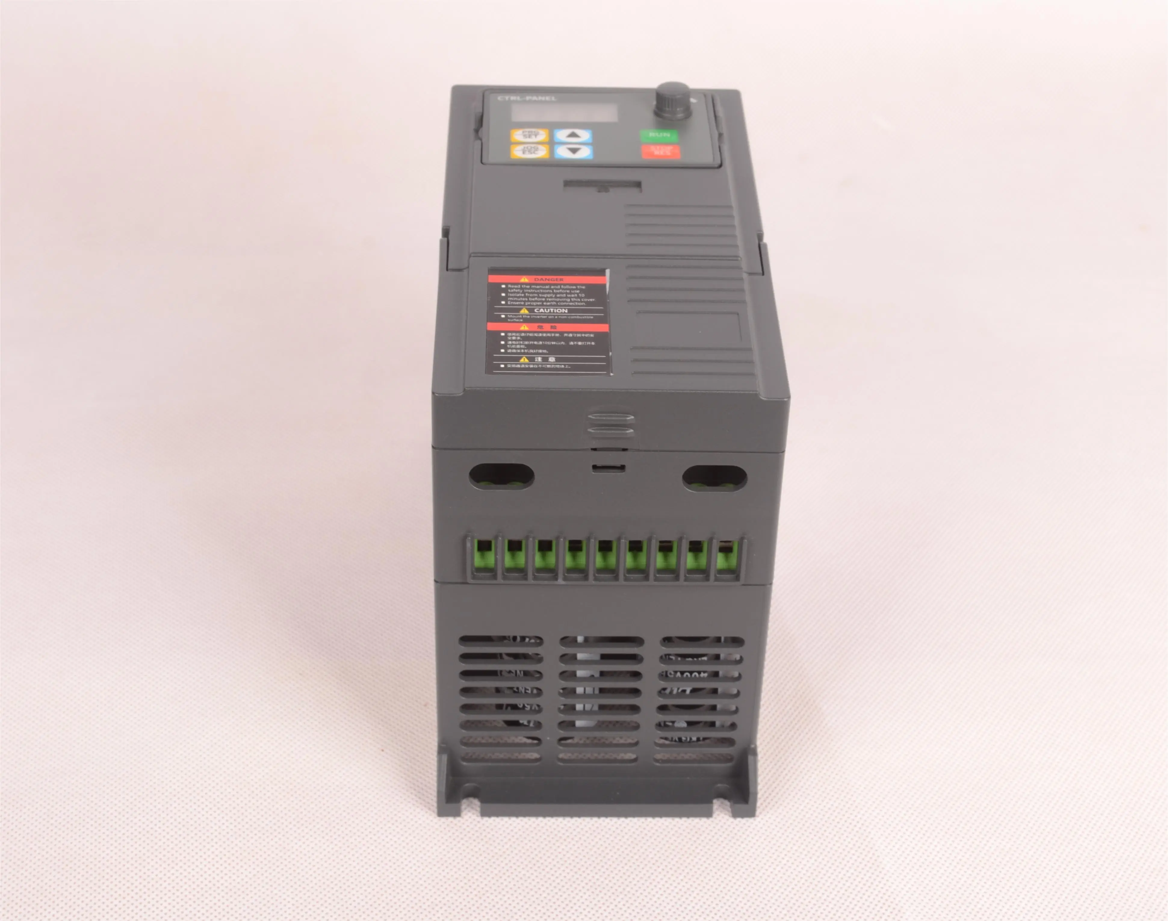HARS Smart Big Sales 5.5KW VFD Inverter 1kw 2kw 3kw 4kw 5kw 35kw 45kw   Solar Pump System for Agriculture Irrigation