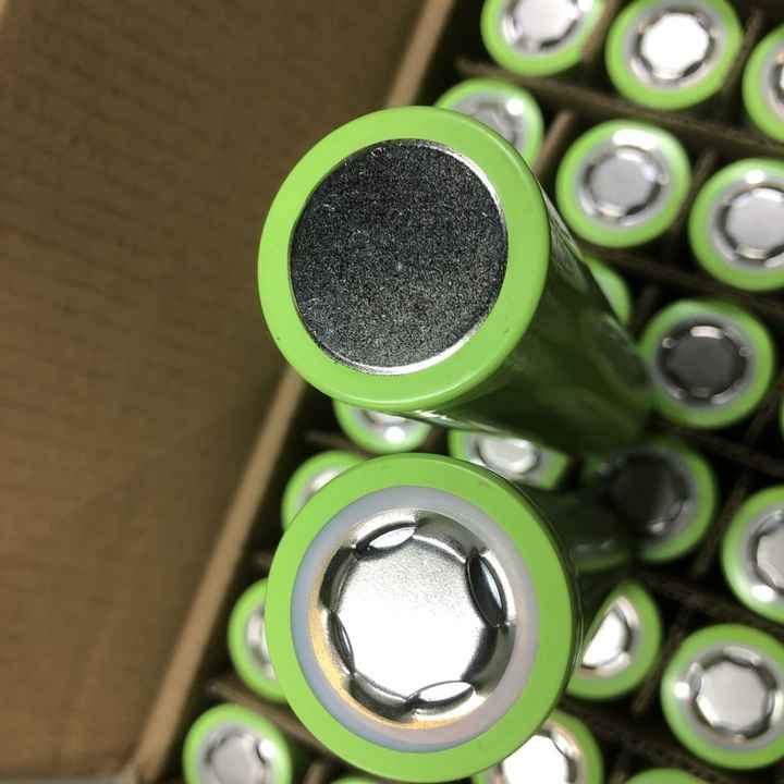 Lithium Ion Battery IFR 33140 15Ah 3.2V LiFePO4 Solar Energy Storage System for Electric Vehicles KXD