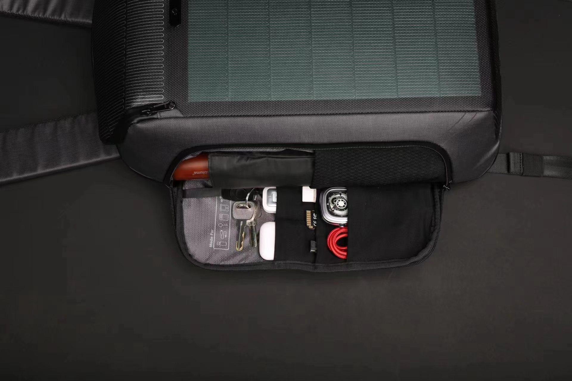 Solar Backpack Portable Solar Charging for Outdoor Adventures Durable Water-resistant Eco-friendly Power Solution