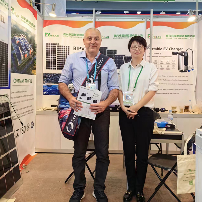 Solar Panel SMBB Technology PID Resistance Hot 2.0 for Residential and Commercial PV Systems