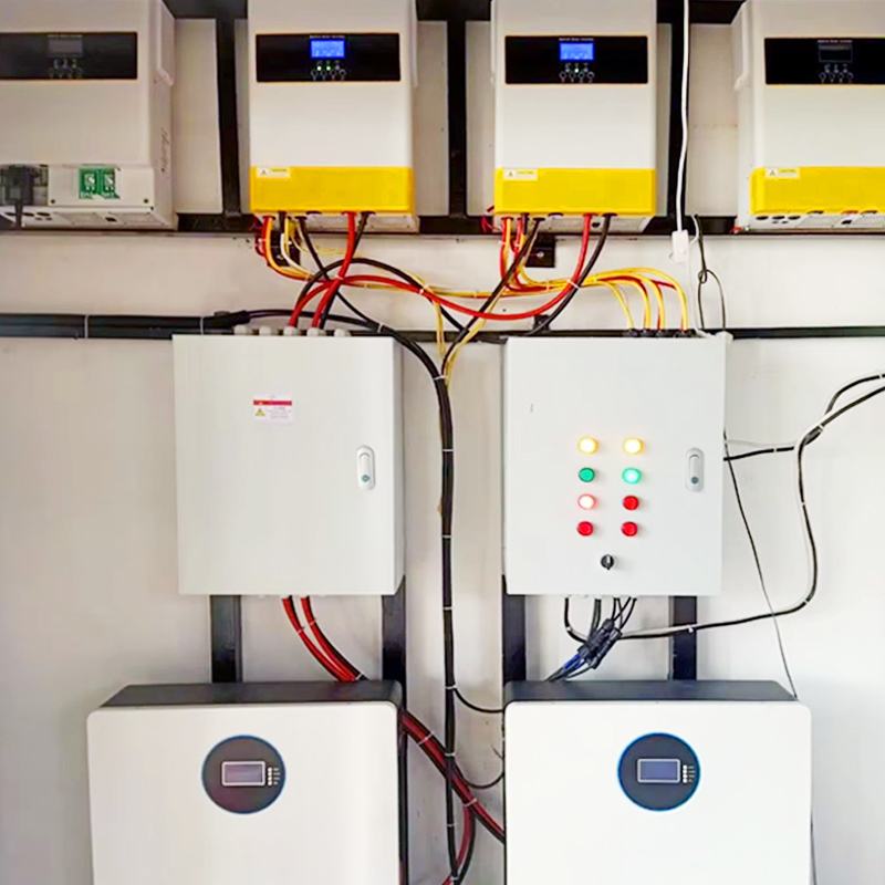 Single Phase 48V 6.2kw Hybrid Solar Inverter Pure Sine Wave MPPT Off Grid Solar Inverter with WiFi Control
