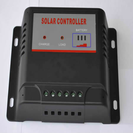 Solar Charge Controller 12V/24V Auto Recognition 15A Max for Off-Grid Solar Systems JAJE