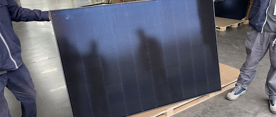 solar roof shingles